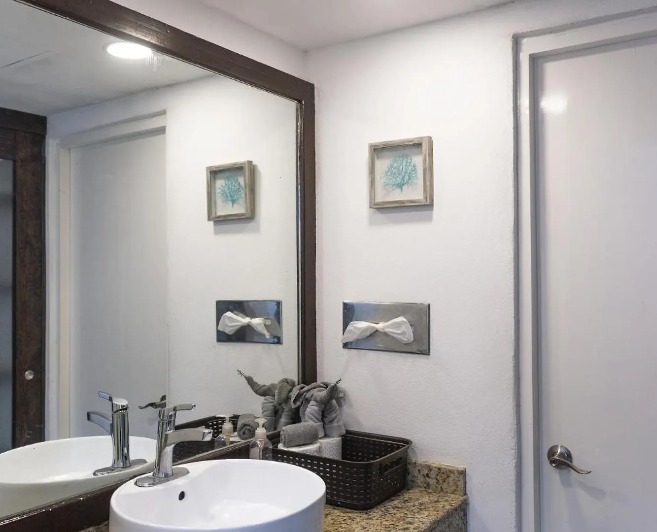Apartment 1209 Beautiful Beach Studio On Hotel Zone Cancun Mexico